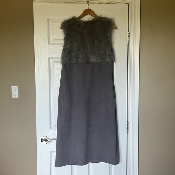 GRAY FAUX FURR AND SUEDE LONG VEST - Picture 2 of 2